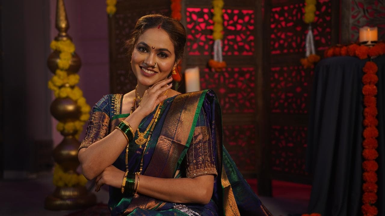 Pritee Jewellers model lookbook photograph 9