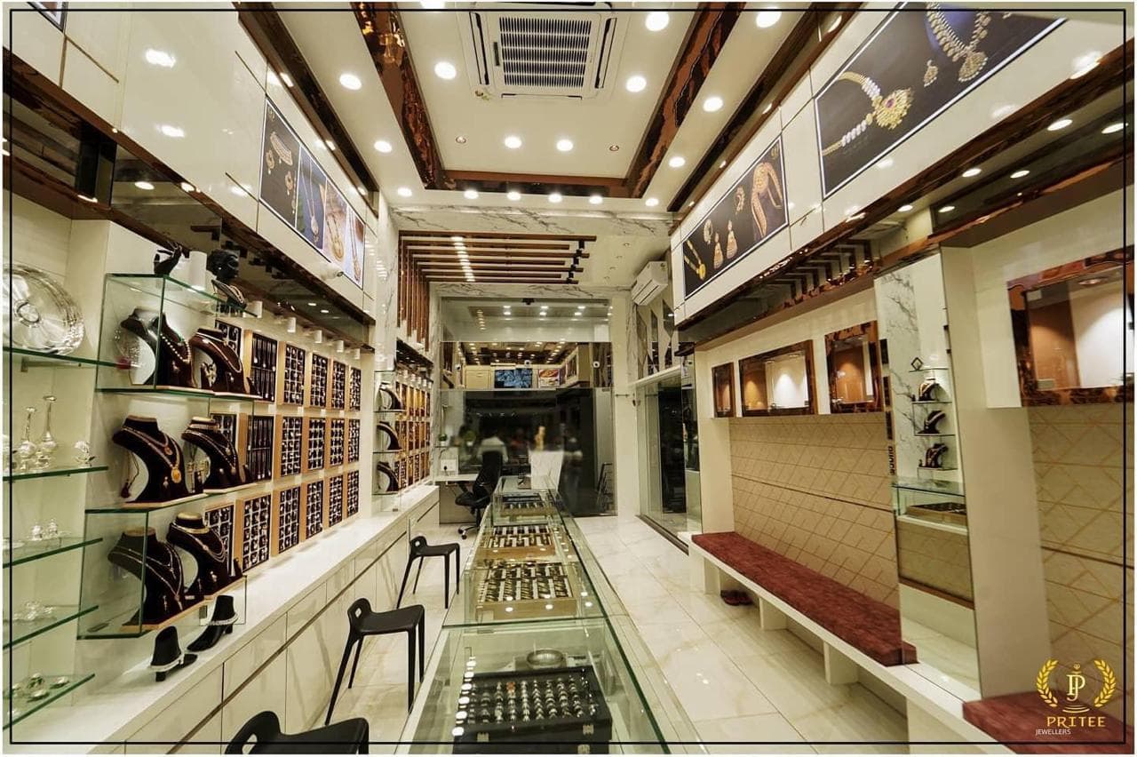 Boutique view 2